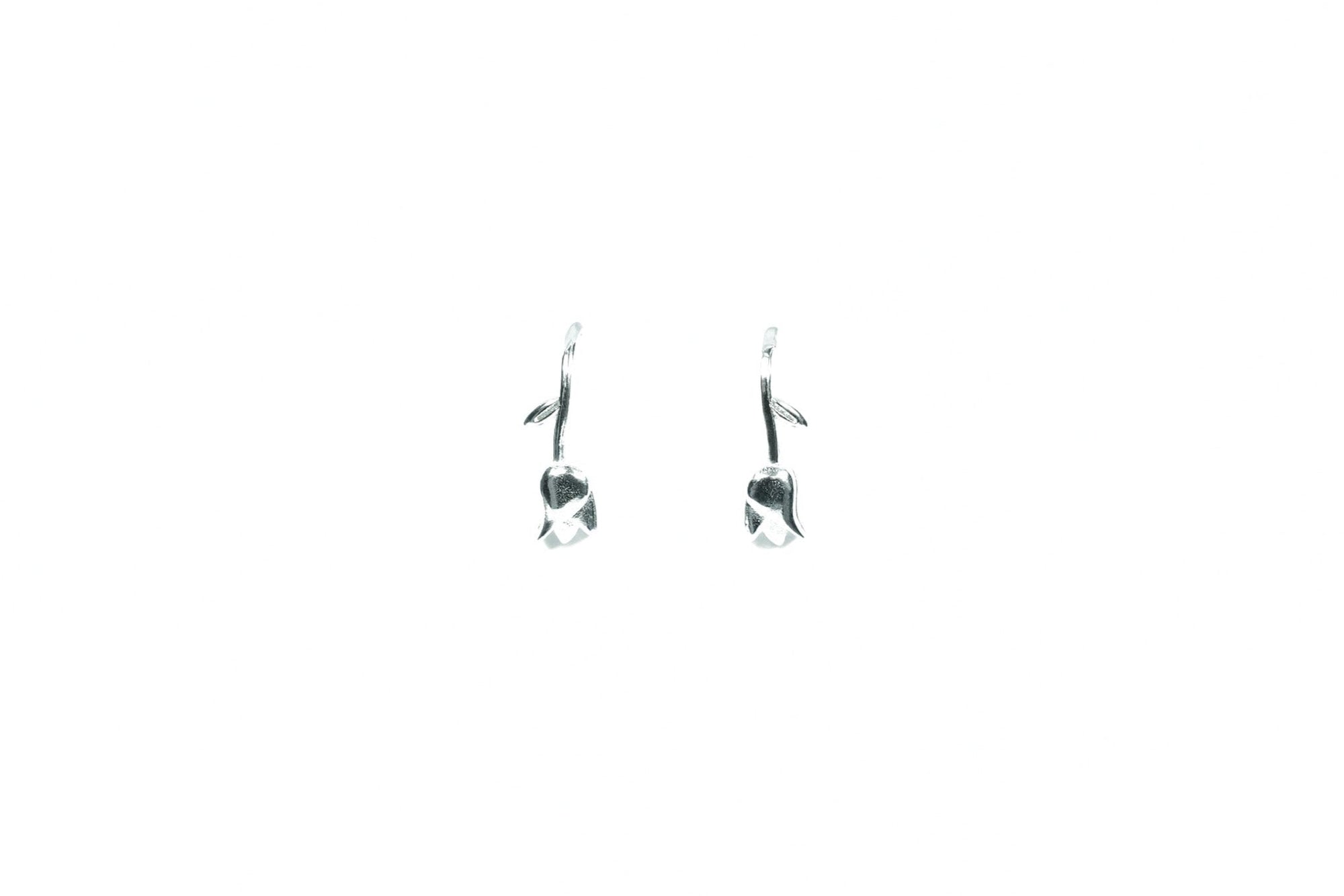 flower jewelry silver earrings at designonearth